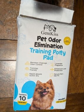 GeniKiss Pet Odor Elimination Training Potty Pads 10 Pieces